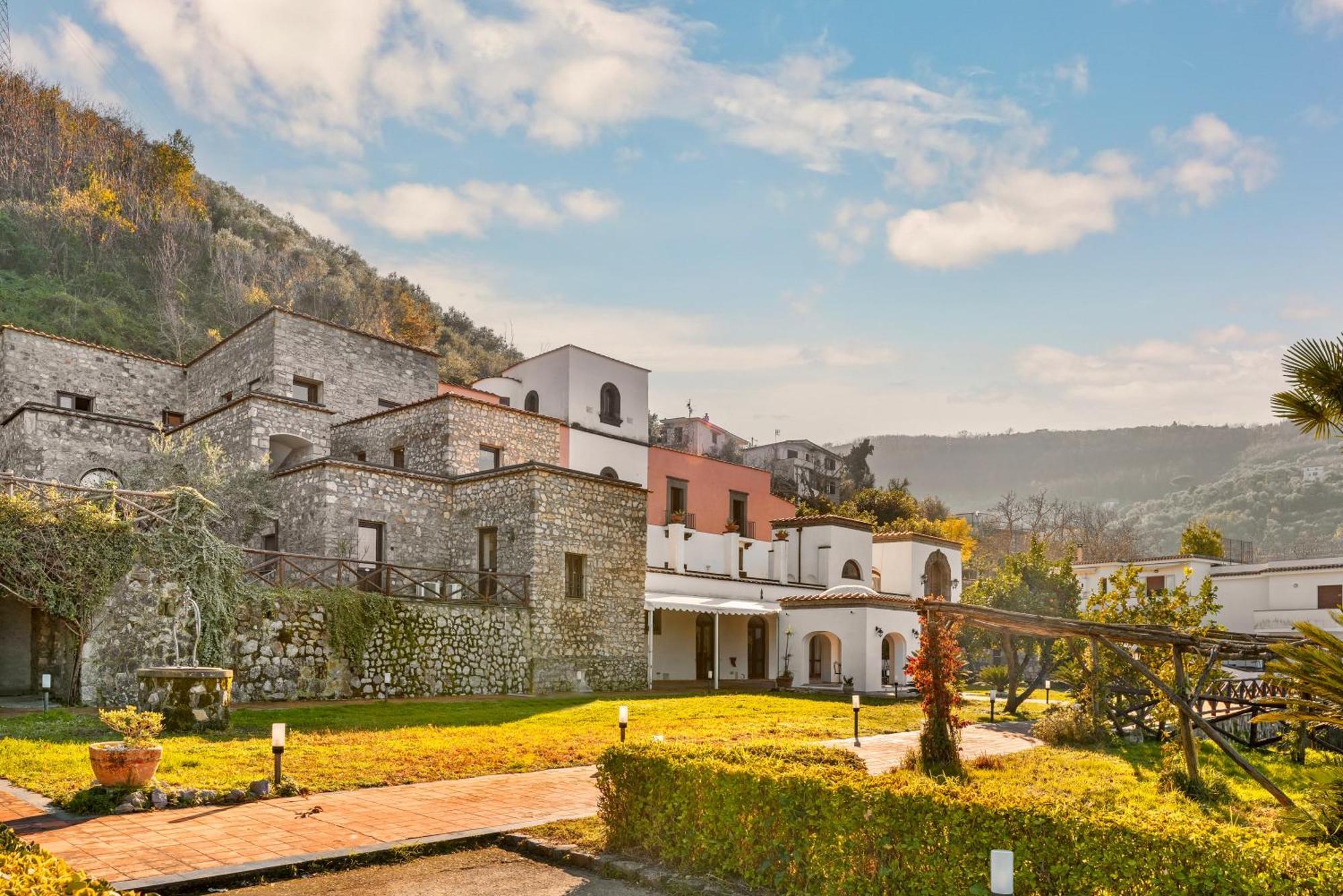 B&B Villa Della Porta, Amalfi Coast - Historical Heritage Вико Екуензе Екстериор снимка