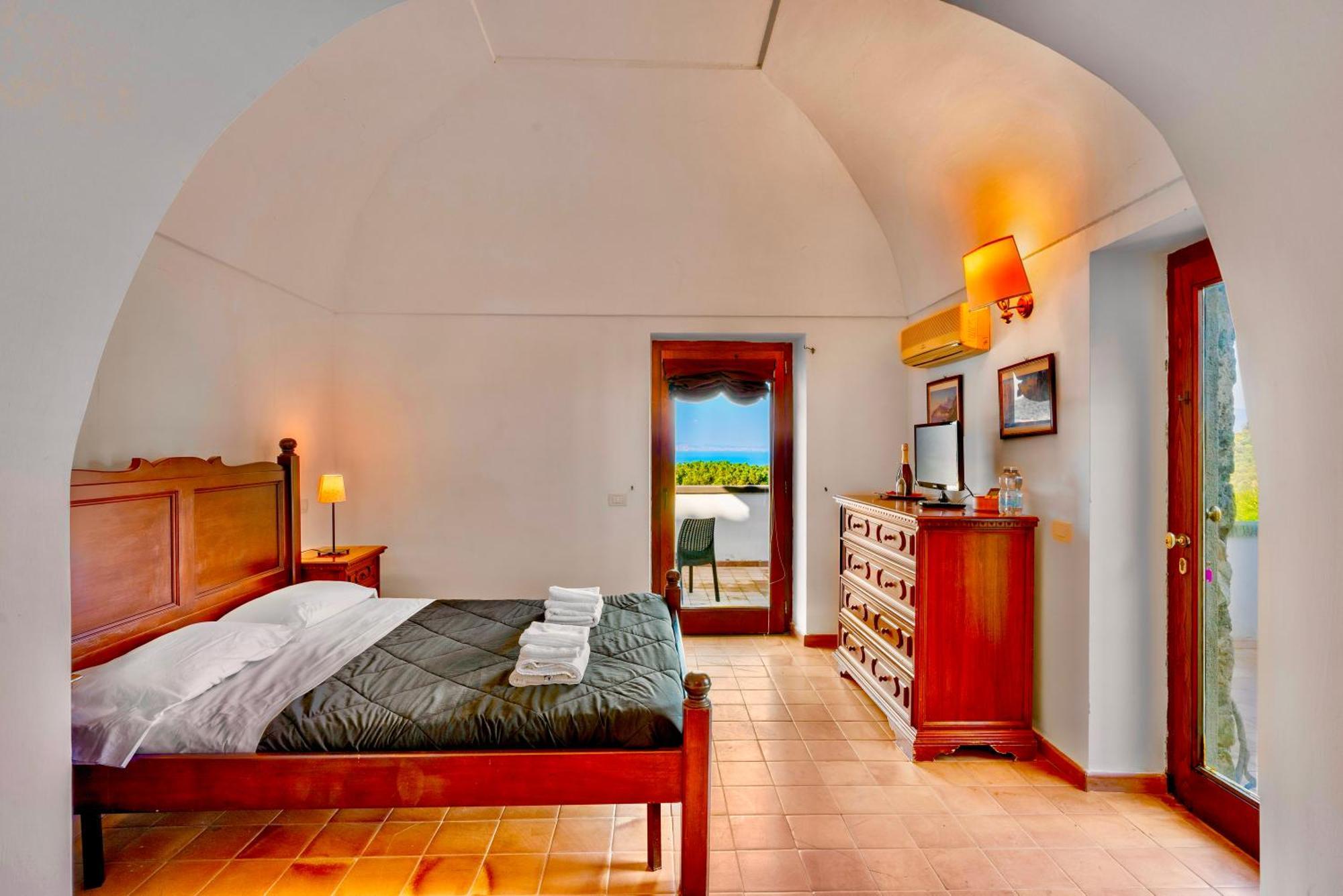 B&B Villa Della Porta, Amalfi Coast - Historical Heritage Вико Екуензе Екстериор снимка